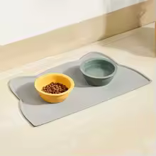 Tapete de silicone especial para alimentação de cães e gatos, bandeja para tigela de animais de estimação à prova d'água, antiderrapante e anti-derramamento.